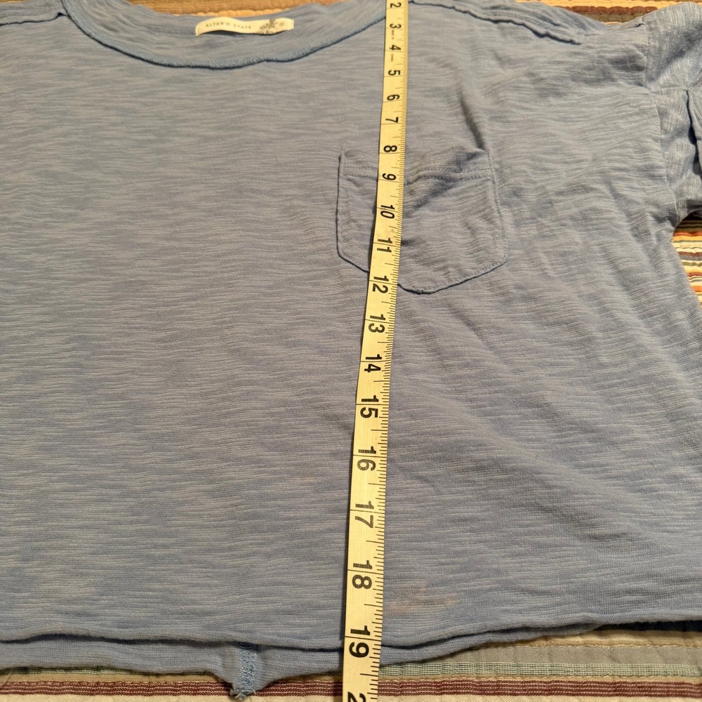 Altar'd State Women Blue Slub Knit Pocket T-Shirt Crop Raw Hem Size S - Picture 6 of 8